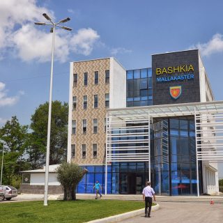 Ballsh,_Mallakastër,_Albania_2019_04_–_Municipality_Hall